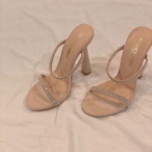 Fashion Nova Heels sz 6